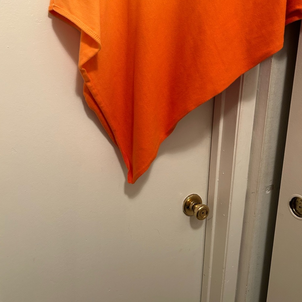 Women's sunset  Knit Poncho - Picture 7 of 9
